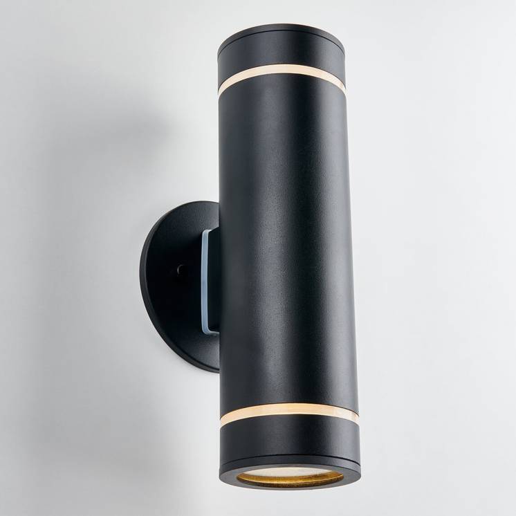 C7 Black Outdoor Wall Light