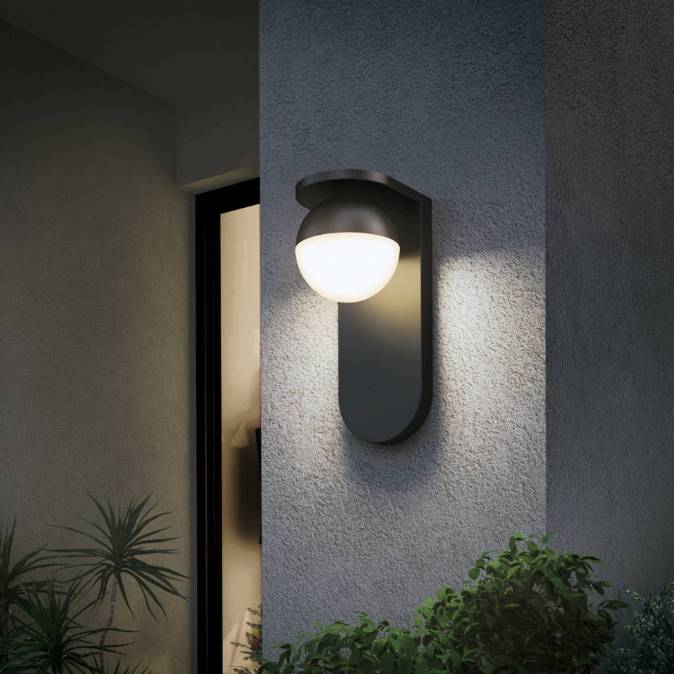 Bloom Integrated LED Outdoor light 3CCT black