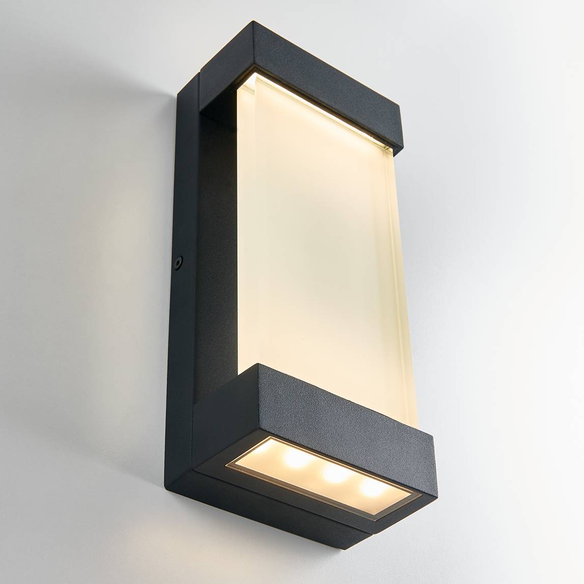 artika bristol led wall light